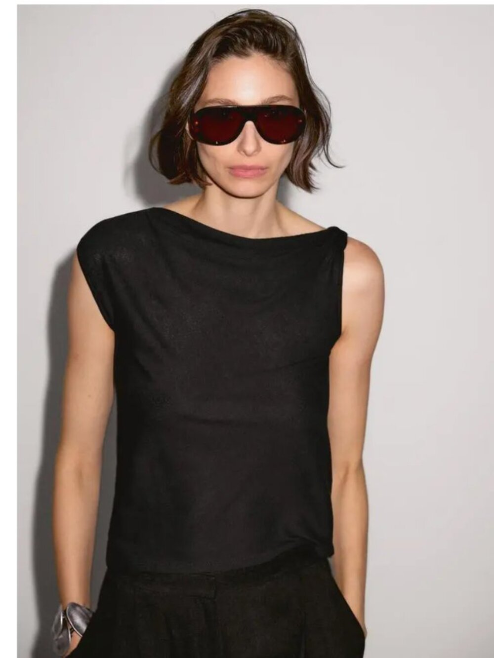NWT's Massimo Dutti Asymmetric Top with Knot Detail Size Medium